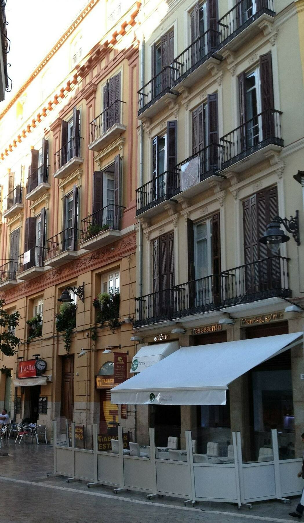 Apartments Tres Sesenta Málaga Buitenkant foto